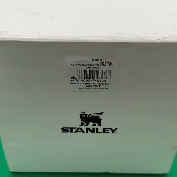 Stanley Cup Quencher Luxe 40 oz Tumbler Starlight Shimmer Gold Star Design, New - Picture 12 of 13